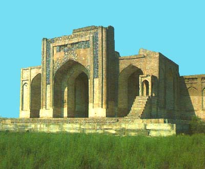 The Namazgokh mosque. General view. 12th,16th centuries.