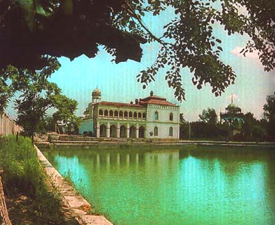 The Sitorai-Mokhi-khosa palace.Late 19th century - 1918.